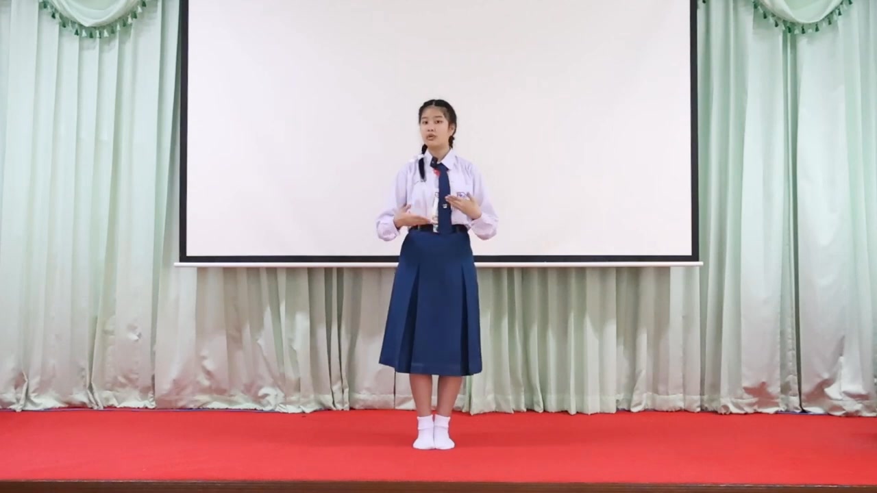 นักเรียนสามัญระดับ ม.4-6 คว้าเหรียญทองการแข่งขัน Public Speaking