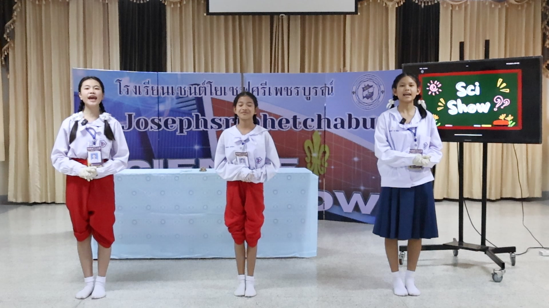 นักเรียนเซนต์โยเซฟคว้าเหรียญทองการแข่งขัน Science Show