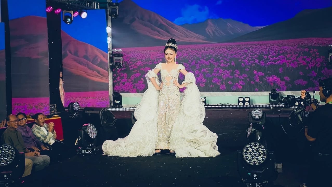น้องสโนว์คว้ารางวัลหนึ่งเดียวขวัญใจมาดามเอ็มม่า